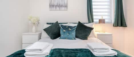 2 quartos, Wi-Fi de cortesia, roupa de cama