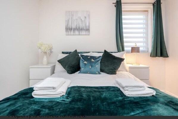 2 bedrooms, free WiFi, bed sheets - Cosy London Apartment With River View (London)