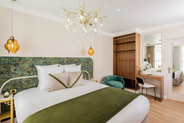 Departamento, vista a la ciudad | Ropa de cama hipoalergénica y camas con pillow-top