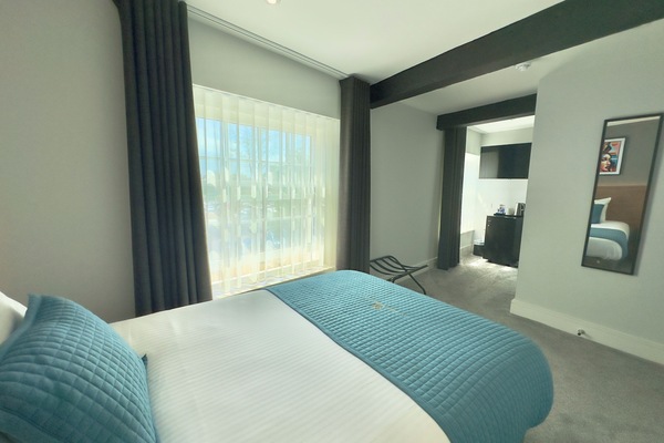 Habitació individual clàssica | Cortines opaques i habitacions insonoritzades