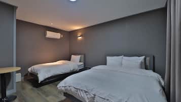 Familien-Doppel- oder -Zweibettzimmer