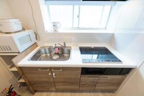 Microwave, stovetop