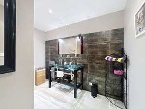 Imagen sin descripción, 4 de 44, botón