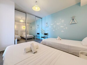 Imagen sin descripción, 3 de 44, botón