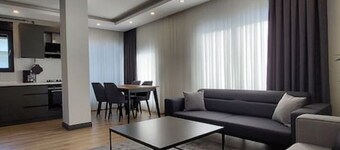 New Flat&Large Living Space(5) Close to Lara Beach