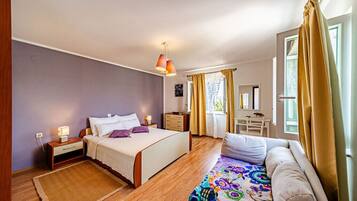 2 habitaciones, tabla de planchar con plancha y wifi gratis