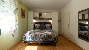 1 quarto, ferros/tábuas de passar roupa, Wi-Fi de cortesia