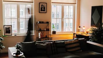 Deluxe Apartment, 2 Bedrooms, City View | Living area | 32-inch Smart TV with digital channels, Netflix, Hulu