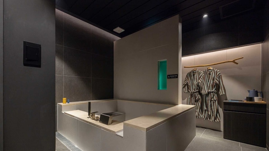 Nouvelle Hotel and Spa by Aank Seoul Jongro
