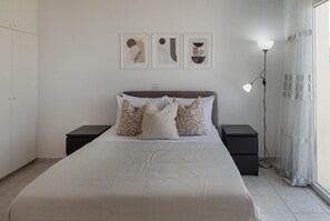 2 bedrooms, iron/ironing board, WiFi, bed sheets - Phaedrus Living: Seaview Hilltop Maisonette (Chlorakas)