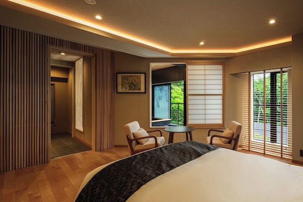 Comfort Double Room | Premium bedding, down comforters, individually decorated, free WiFi