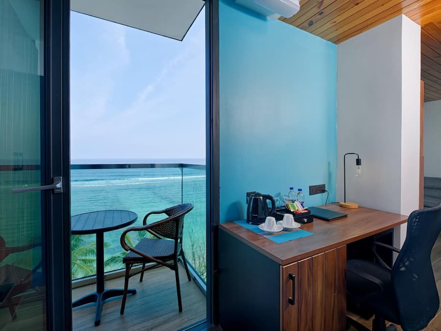 Suite, Ocean View | In-room safe, desk, laptop workspace, blackout curtains