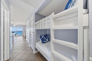 Signature Condo, Balcony, Beach View