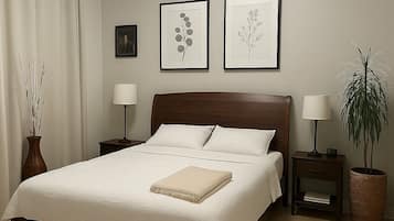 2 bedrooms, in-room safe, desk, iron/ironing board