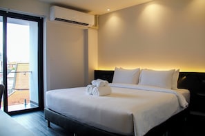 Minibar, in-room safe, desk, blackout curtains