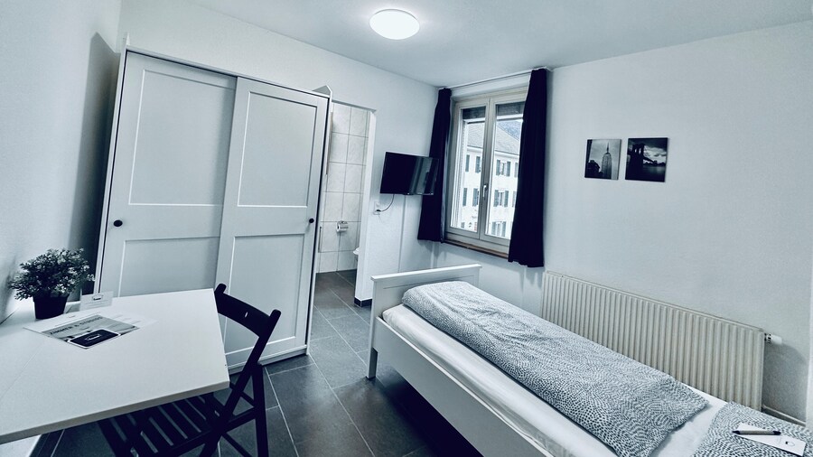 ZIMMERzuVERMIETEN.ch Lengnau BE
