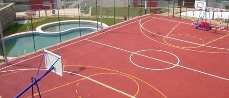 Sport court