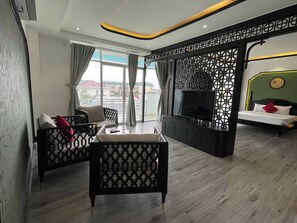 皇家四人房 | 起居区