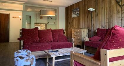 2 Rooms for 6 People