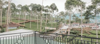 Tentrem Syariah Nexura Collection