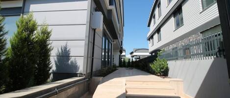 Enceinte de l’hébergement