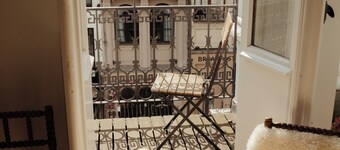 A Place - Oude Koornmarkt 1