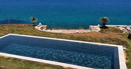 Sea View Villa in Ras Jbal
