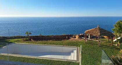 Sea View Villa in Ras Jbal