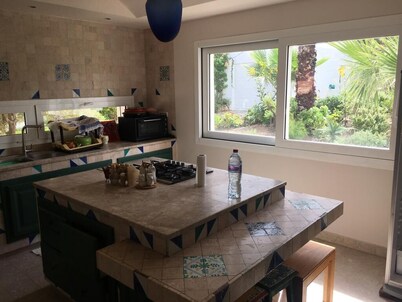 Sea View Villa in Ras Jbal