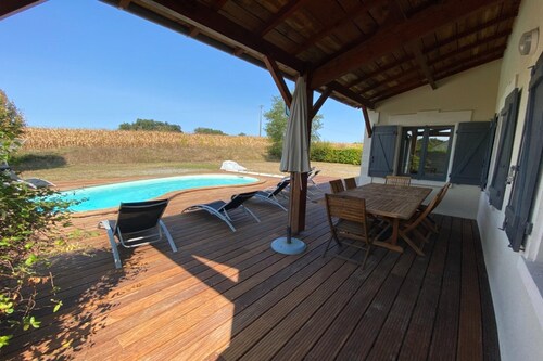 Le Frene With Private Swimming Pool