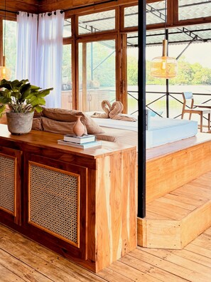 Deluxe Double Room, Lake View - Jungle Breeze (Habaraduwa)