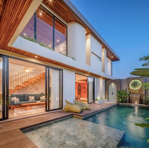 Outdoor pool - The Foglia Canggu (Canggu)