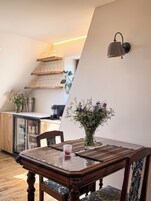 Café da manhã completo todos os dias (EUR 25 por pessoa) 