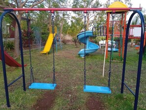 Außen-Kinderspielplatz