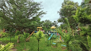 Innen-Kinderspielplatz