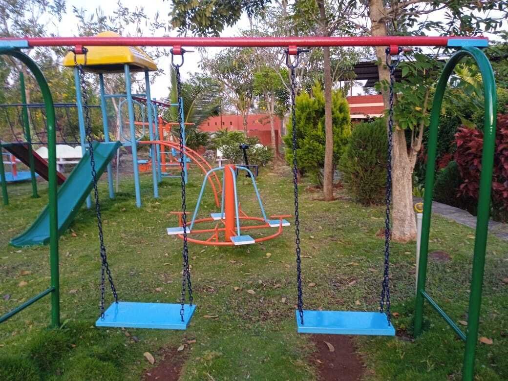 Children’s play area – outdoor