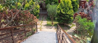 Golden Hill Resort