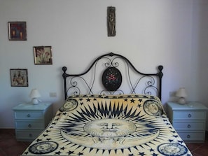 1 bedroom, iron/ironing board