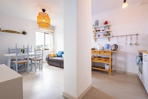 Interior - Beautiful apartment with spectacular views, pool and close to the beach! (Pals)
