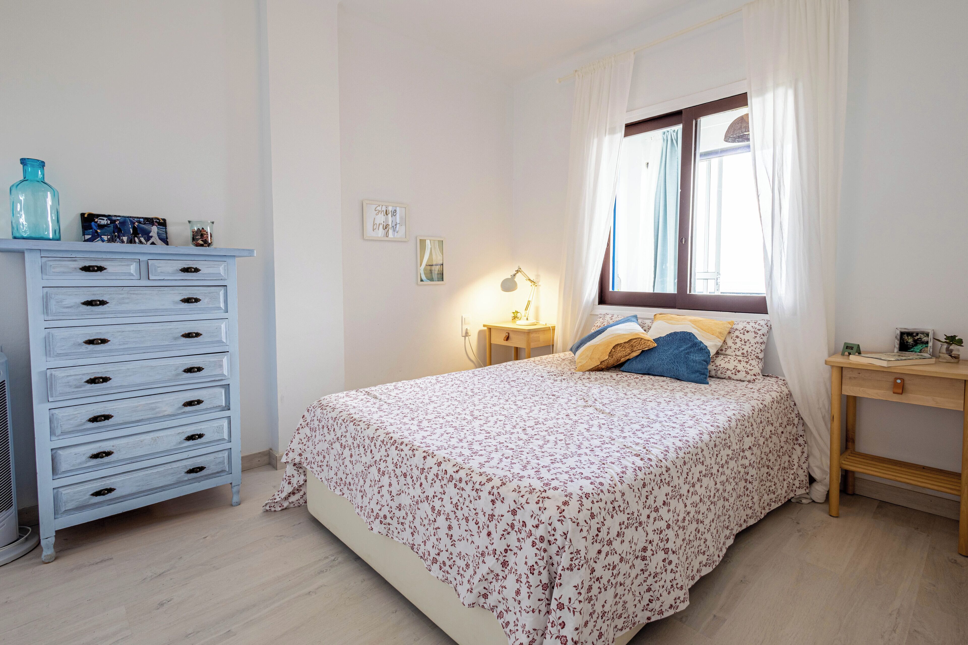 1 soverom, strykejern/-brett, wi-fi og sengetøy