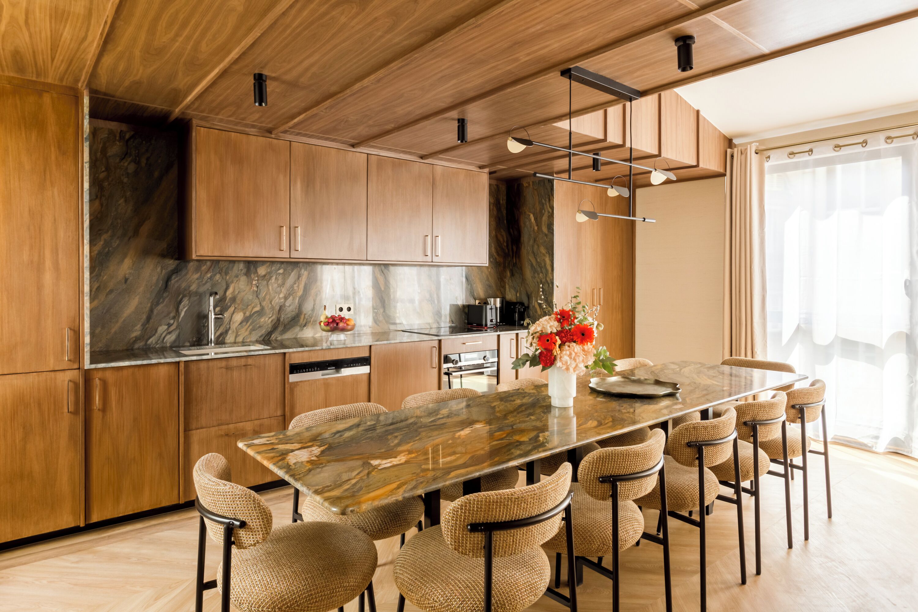 Apartment, City View | Dapur peribadi | Peti sejuk mini, ketuhar gelombang mikro, ketuhar, dapur 