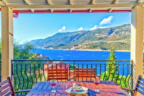 Villa, Sea View | Iron/ironing board, free WiFi