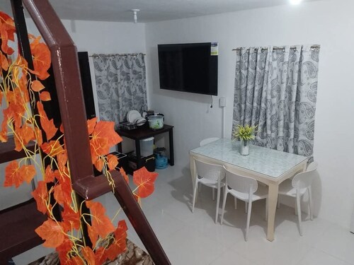 Charming 2-bedroom house with AC, WiFi in Pagadian City
