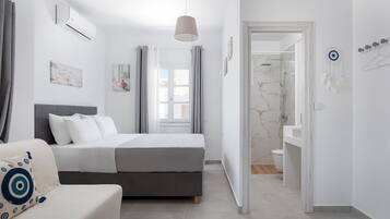 Soundproofing, iron/ironing board, travel crib, free WiFi