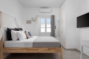 Standaard suite | Geluiddichte muren, een strijkplank/strijkijzer, reisbedje, gratis wifi
