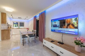 高級獨棟房屋, 3 間臥室, 身障無障礙空間, 空調 | 筆電工作空間、熨斗/熨衣板、免費無線上網、床單