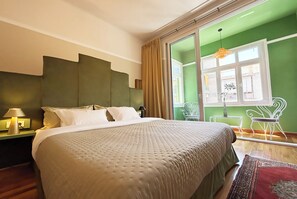 Signature Apartment, City View | In-room safe, individually decorated, individually furnished, desk