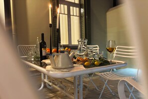 Signature Apartment, Patio, City View | Terrace/patio