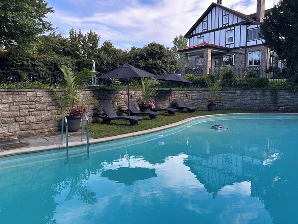 Alberca al aire libre 