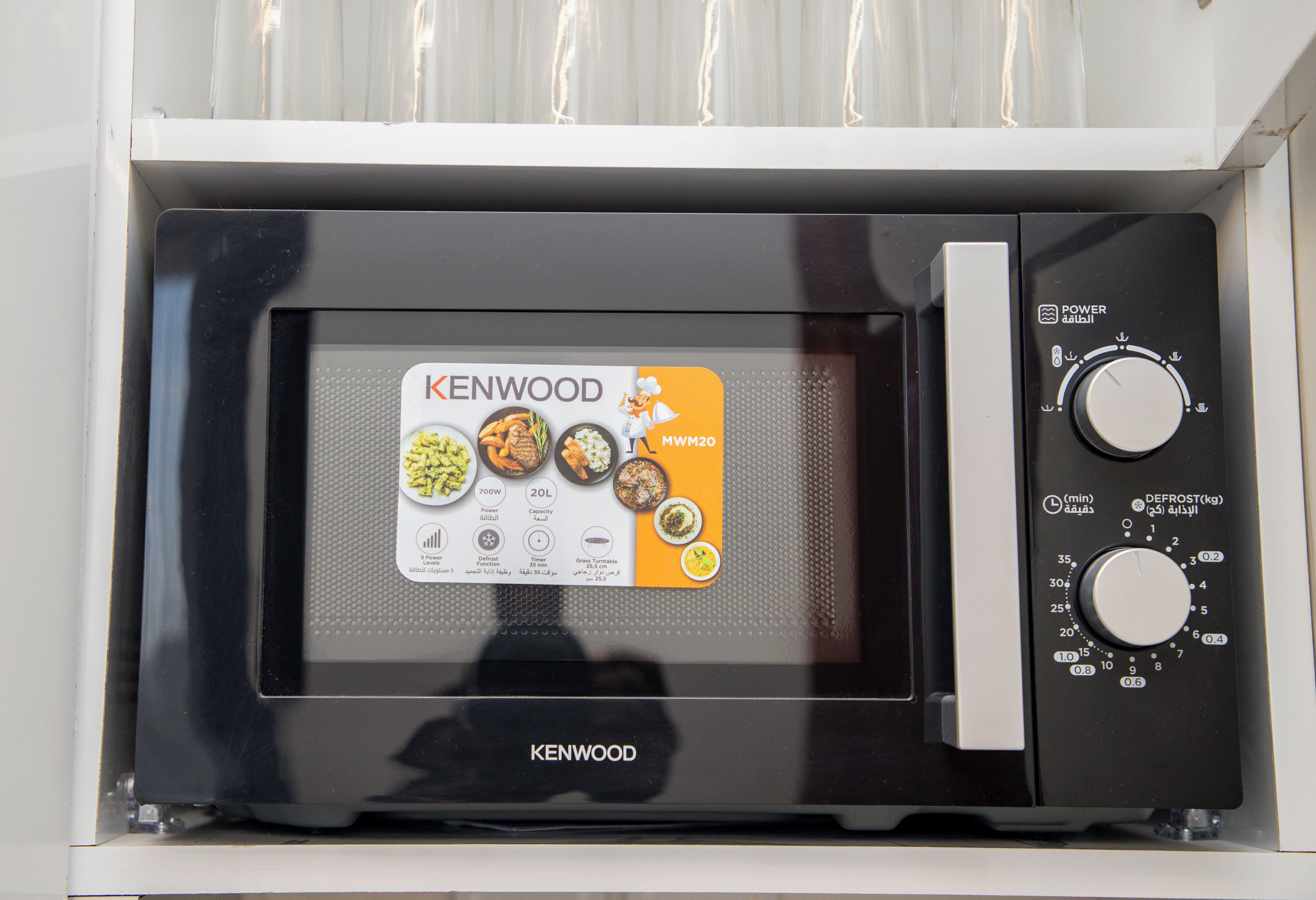 スタンダード シングルルーム | 専用キッチン | 大型冷蔵庫、電子レンジ、オーブン、コンロ